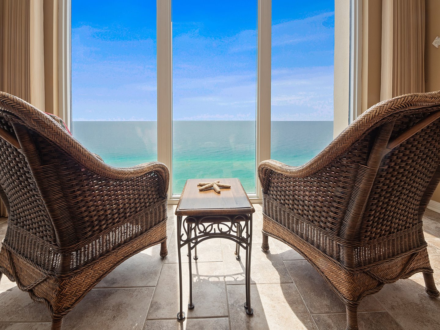 REDUCED RATES AT EMERALD PARADISE!